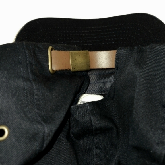 Men's Golf Hat - Picture 3 of 3